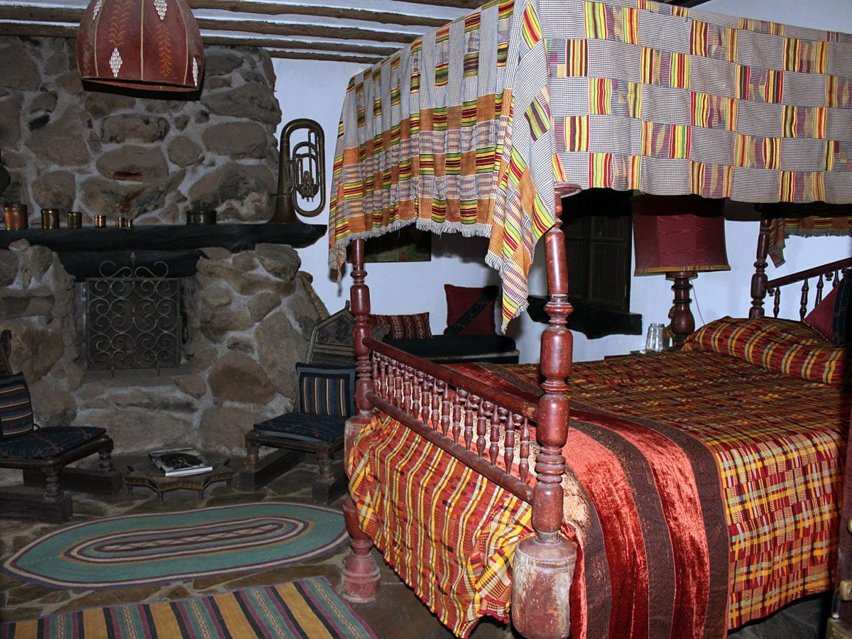 Bed in Moroccan suite